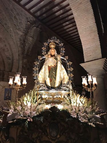 Adolfo Floristas Variedad Decorados con flores para semana santa