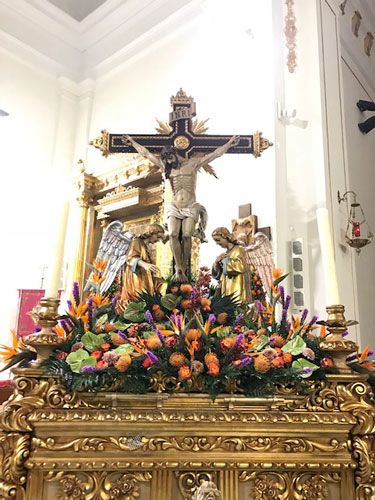 Adolfo Floristas Decorados con flores para iglesia